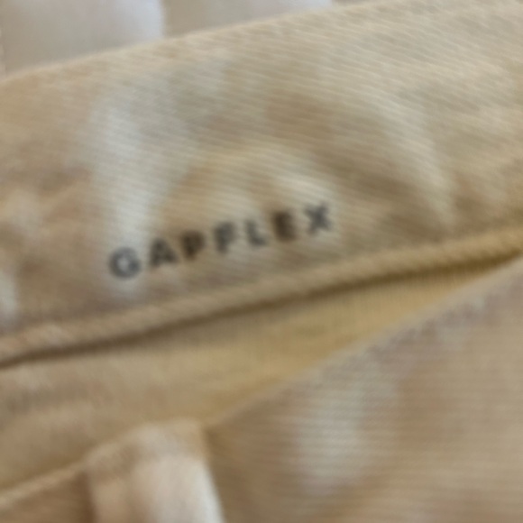 GAP100 men’s gab white jeans perfect for summer time fun - Picture 4 of 4